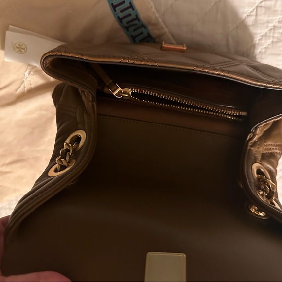 Tory Burch Soft Small Convertible Fleming Shoulder Bag - Picture 10 of 12